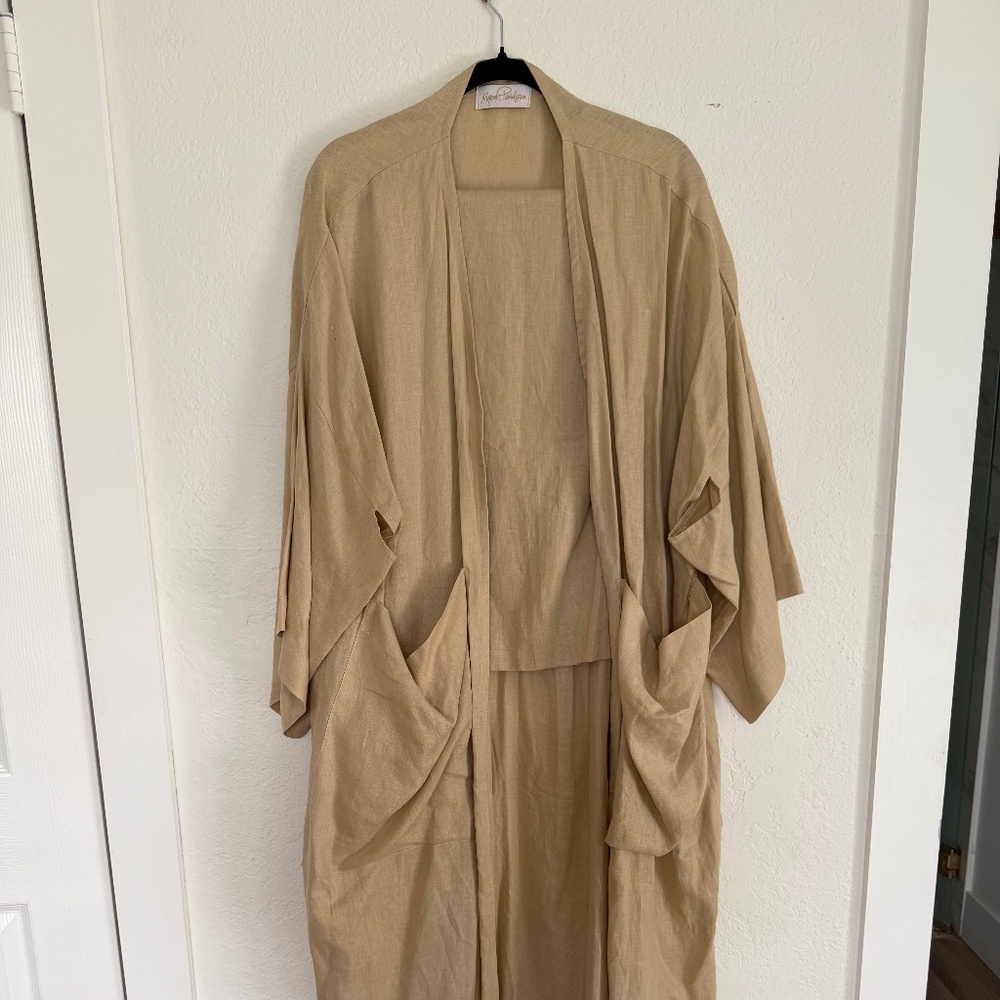 Never worn! Myrah Penaloza - Picture 4 of 6